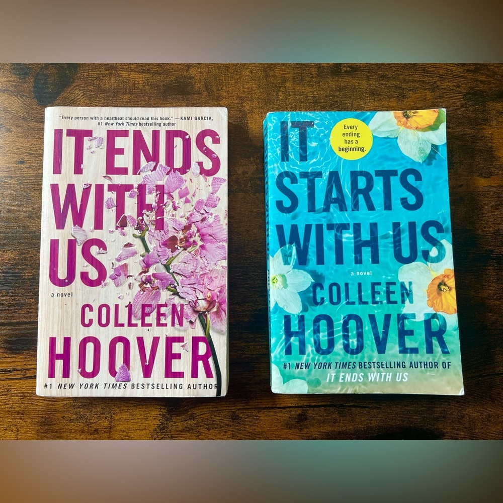 Colleen Hoover Book Bundle: It Ends With Us & It Starts With Us
